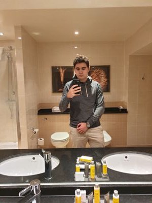 17
British 🇬🇧 | Tunisian 🇹🇳
Bored 😴