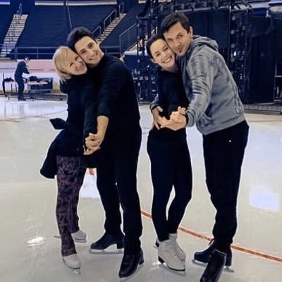 latchhours's profile picture. just a happy gal who loves figure skating :) || #virtuemoir #cpom #hubbelldonohue #lagoielagha || latchlovehours on AO3