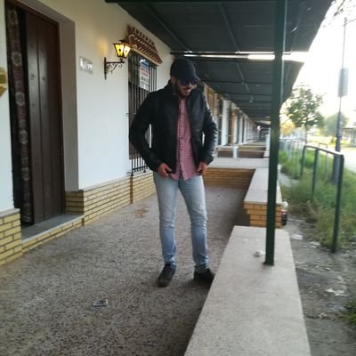 Cuando pasen las nubes negras, entonces llegará la luz y los colores del sol 🍀🌞