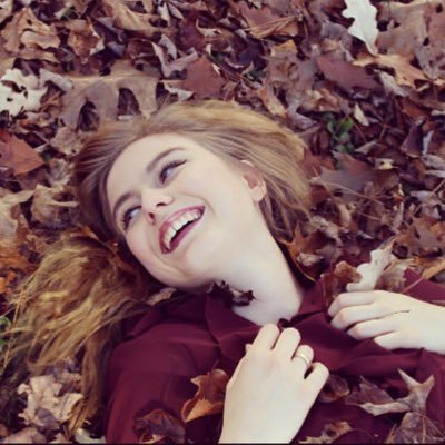 omgitshkb's profile picture. Smile- serotonin looks good on y’all! 😊