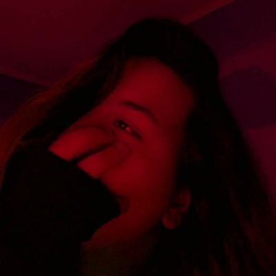 Russian and Italian blood but of Argentine roots Lover of photography and sunflowers. Vante biased. 14 years. Human kisser. Pro-Abort and feminist.