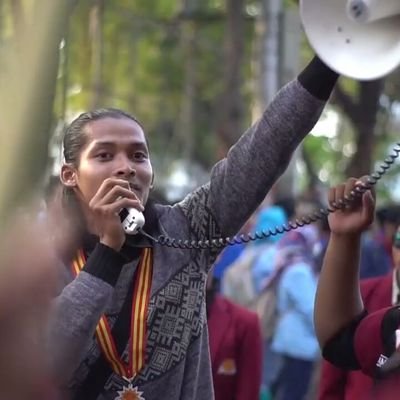 Cikal124's profile picture. yang diberikan amanat sebagai pemimpin dirinya sendiri | Kenaikan dari keluarga buruh | buah salgang peradaban.