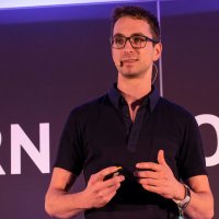 Robin Lord (@robinlord8) Twitter profile photo