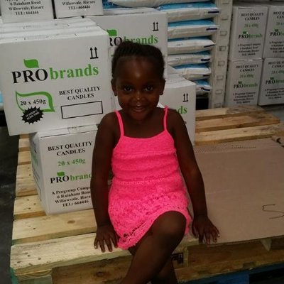 thandi049's profile picture. 