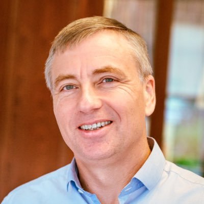 Dad. Physicist. Tree Hugger. Hurling Coach. Onetime Smashing Oarsman. Occasional Cyclist. CEO @surpassport🥇 Opinions are all personal.