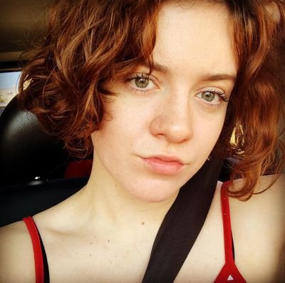 Jennife08749943's profile picture. Never look back unless there’s an attractive stranger behind you