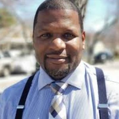 Official Twitter Account for Antwan C. Brown Husband, GREAT BOWLER, Love NY GIANTS, Washington Wizards, Politics, and most of all having fun with my community