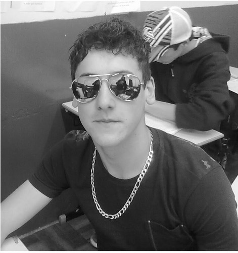 DJ