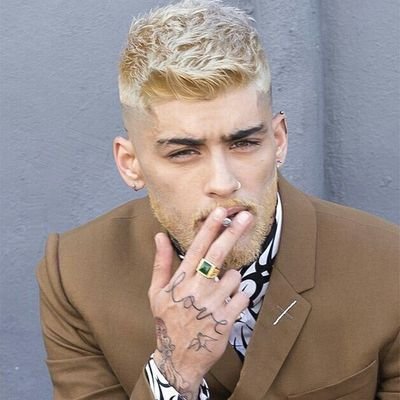 😍😍 LOVE YOU ZAYN AND THANK YOU FOR EXISTING, BECAUSE YOUR EXISTENCE IS WHAT MAKES ME EXIST ❤❤❤😍😍😍🇨🇦🇨🇦🇨🇦🇨🇦🇨🇦