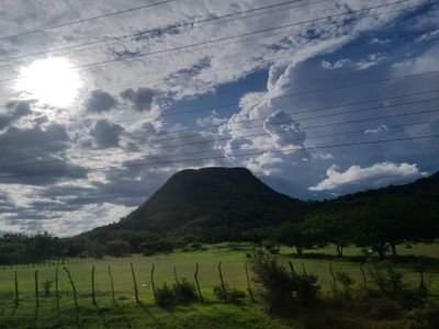 bakunoe's profile picture. Cuscatleco de corazón. Este bolado lo uso por los memes y los chambres 🤣