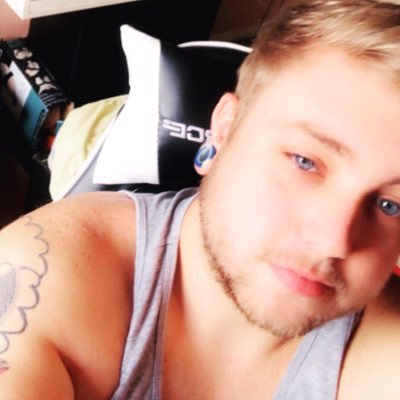 keirankd's profile picture. xbox gamertag deedaydavies63.           Insta: Keiran198.                                     Snap:Keiran198