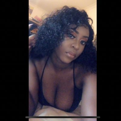 iBeKayla_'s profile picture. welcome to my life of adventures 2021💫