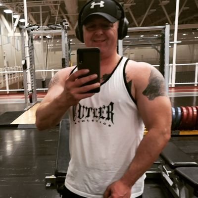 DarcyTorchia's profile picture. I set goals.. not limits