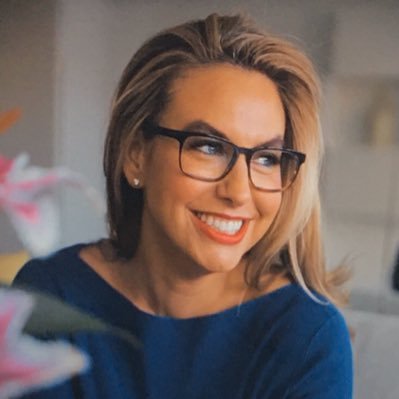 Journalist turned Communications Evangelist | Emmy News & Doc Judge | Peabody & Emmy Award-nominated | Harvard Neiman's named