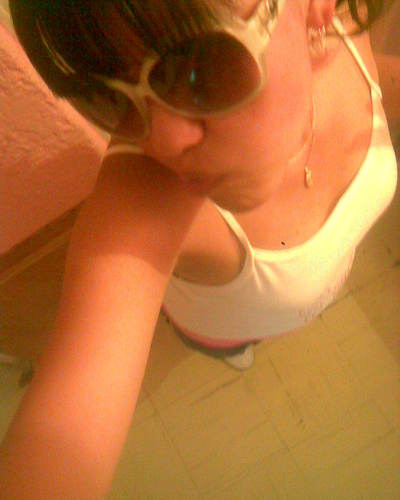 AAApUtHiFhInA's profile picture. zOy uNa xAvA DezMaDrOzA Me gUzThA El rEgGeToN Ir a pArYz  ZaLiR Cn MiZ AmIgOz oDiO eL mEtAl  nO zOy MaMoNa oK