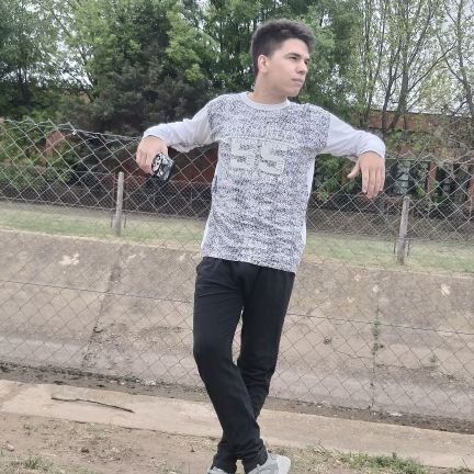 Arii_Palaciios's profile picture. Integrante de  @LaHermandad18
Pasen por el Twitter de @EduBeratz
Snapchat: Arii_Palaciios
^-^ YouTuber