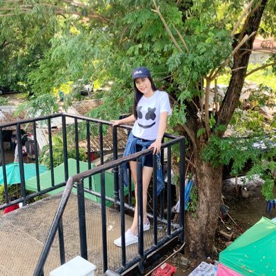 LThanyalak's profile picture. 