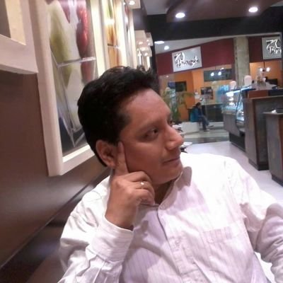 DanielPolux's profile picture. Papa de Luis Felipe... Angular? Noooo!!!!