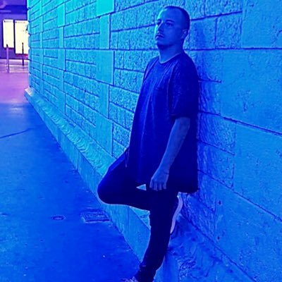 Scrivo cose || Vedo gente https://t.co/4Z2InJTDPA