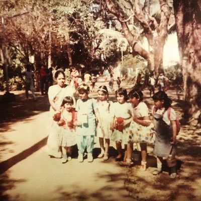 Happiest when reading 💚books on Mughals, Maharajahs, British Raj, Romanovs, Chief Justices. Living in the valley, since 2025!🌳⛰️🌳