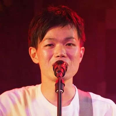 KoichiYada's profile picture. 即興シンガーソングライターです。