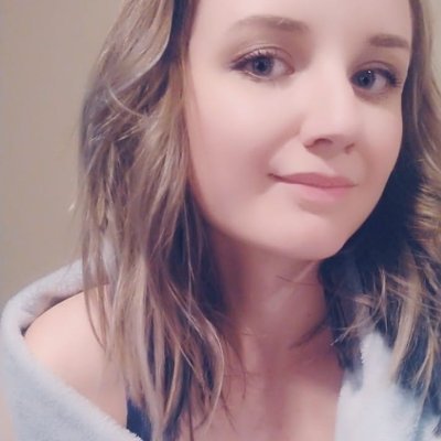 jenwitharedpen's profile picture. editor and digital content designer for higher ed policy | professional nit-picker