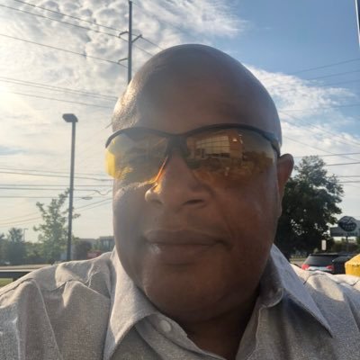 Thomas37787139's profile picture. Go wolves. Clarkston Football 🏈.