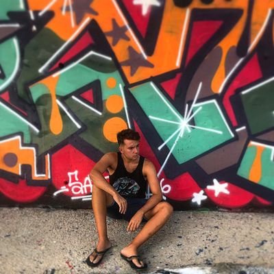 capdee12's profile picture. 