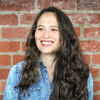Business-oriented UX designer and passionate creator since birth. Macgyver lost daughter.