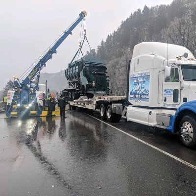 IncNorthwestern's profile picture. Portland's finest towing and recovery operation