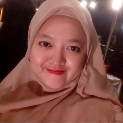 lisanrhmh's profile picture. 💯