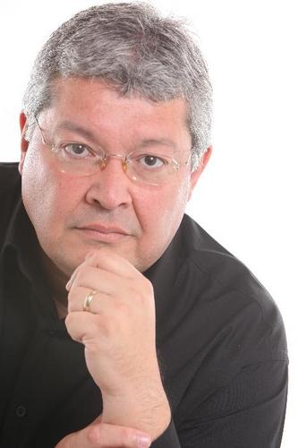 holistictv's profile picture. Astrologo, Motivador, Consejero Espiritual, Analista Financiero