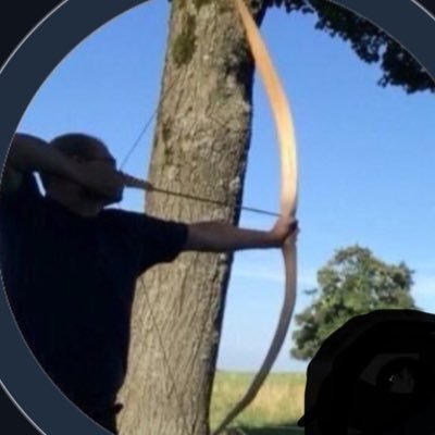MaxFullerRatyzb's profile picture. Kann lesen und schreiben , benutze Hirn potrafię czytać i pisać posługuję się mózgiem bin europ(ä)eischer Patriot jestem europejskim patriotą @RadioWolnaPL