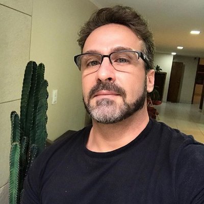 ChristopheHub14's profile picture. Hangouts
coeurrouge60@gmail.com♥♥♥