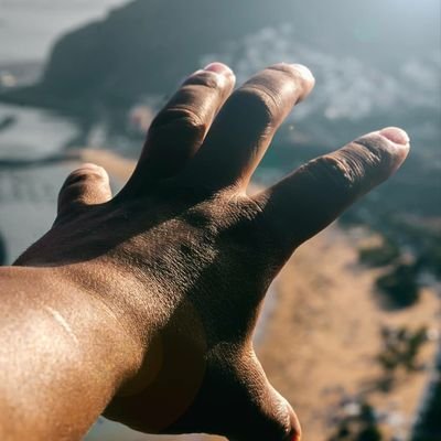 Smirosar's profile picture. Associate