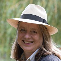 Elisabeth with an 's' (@englishwinelove) 's Twitter Profile Photo