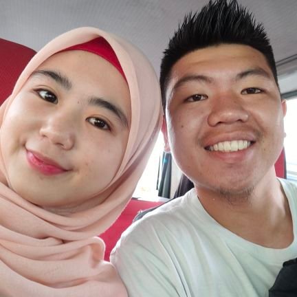 fahwazniee98's profile picture. can we grow old together ?