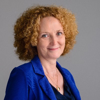 Gecertificeerd coach, teamcoach, trainer | persoonlijke ontwikkeling & professionele groei | communiceren, samenwerken, leiderschap | moeder van 2 | lezen |