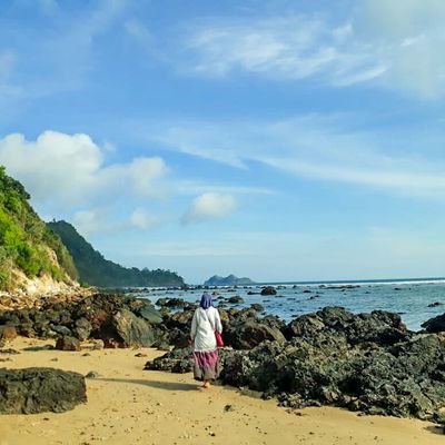 a_andrii's profile picture. full time traveller, freelancer, accounting graduate...

You just need to believe...