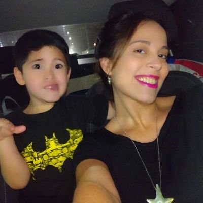 AleCodeza's profile picture. Doctora en Ciencias Biológicas. Licenciada en Biotecnología. Becaria posdoctoral de CONICET. Amante de los gatos. Mamá de Agu y Simón