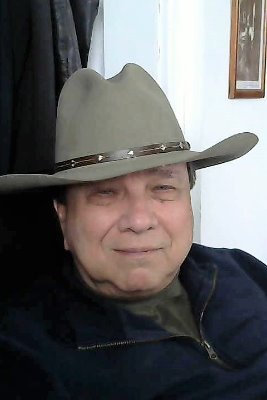 DennisAJenning1's profile picture. I laugh loudest at myself...