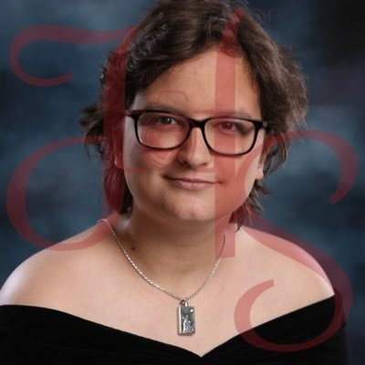 TheLeoReader's profile picture. “well you look like yourself but you’re somebody else only it ain’t on the surface”