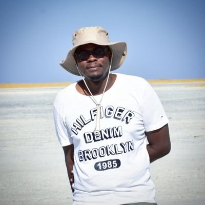 Game drive fanatic..
ManUtd..
IG: @wa.bepo