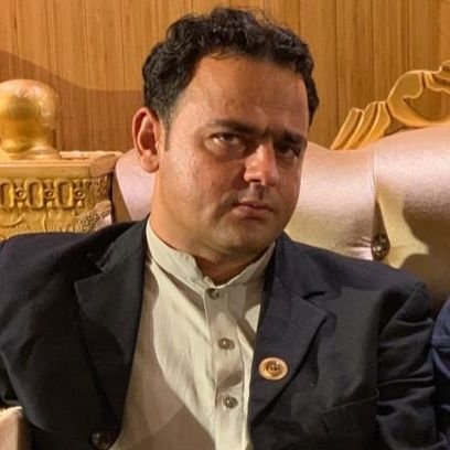 literarian24's profile picture. Thoughts of you constantly swimming around in my head.......