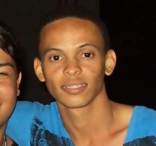 twitteiro, fã da @garotasafada, feio & chato ;)