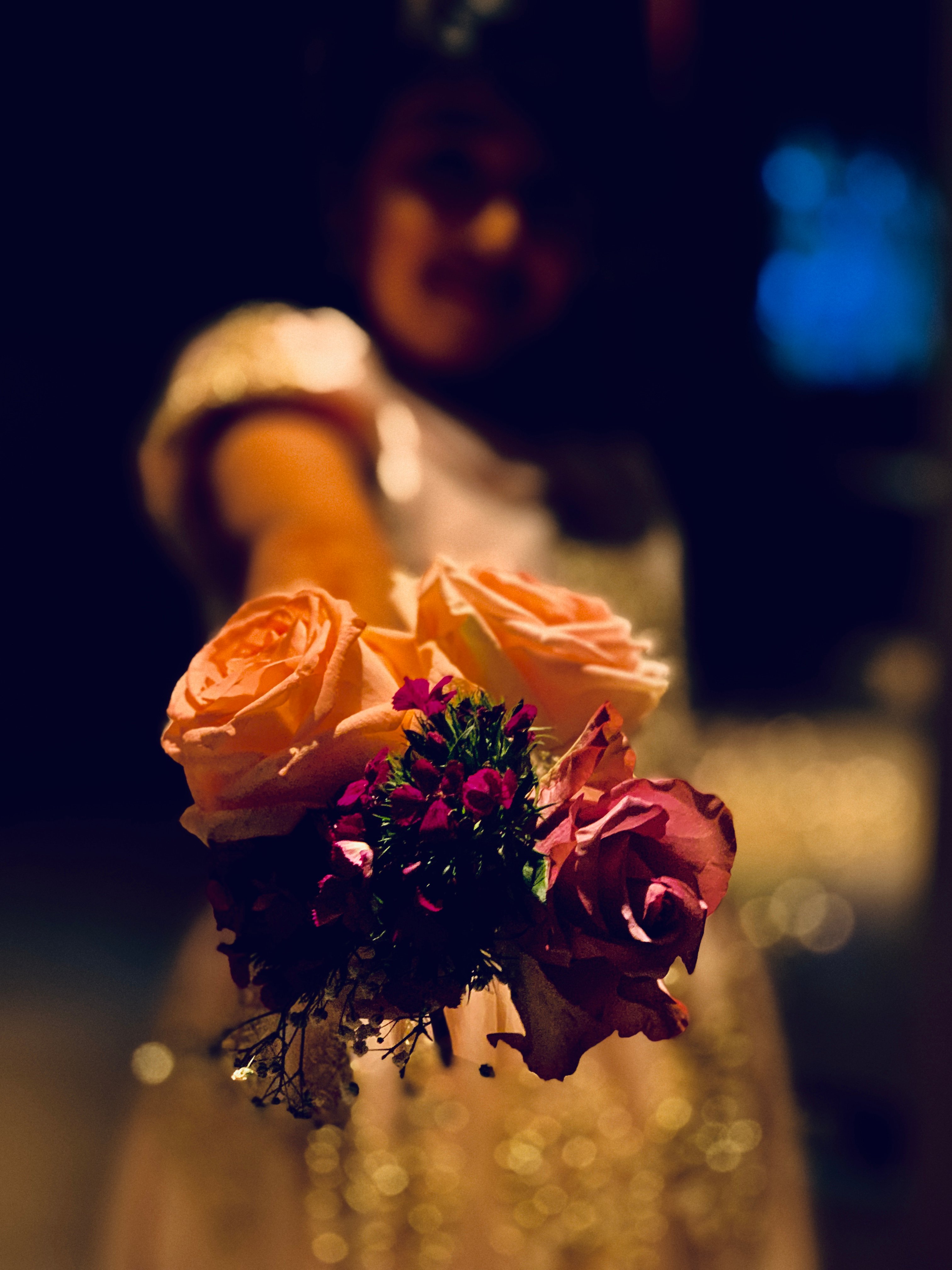 ءُ ❕ ٰ . حداني ع الفرقآ وعينه تلدّ خلاف ولا هوب صامل يوم ععزّم على رايھ 🔕 . . ~/ ٰ