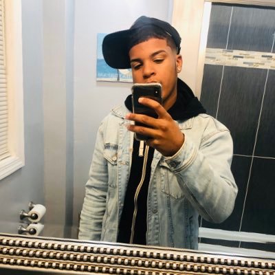 Jay51830743's profile picture. 