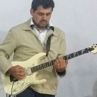 músico cristão, guitarista,eletrotécnico, Direita patriota, empreendedor. Brasil acima de tudo,Deus acima de todos!!!