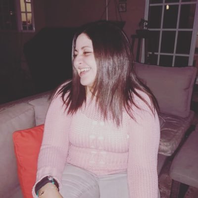 Elaborada, distinta, delicada. | El psicoanálisis hay que desearlo. | 200RYT🧘♀️ Psicóloga clínica.