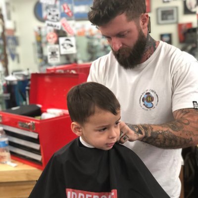 ScalawagSC's profile picture. Old school barber shop giving clean cuts and close shaves